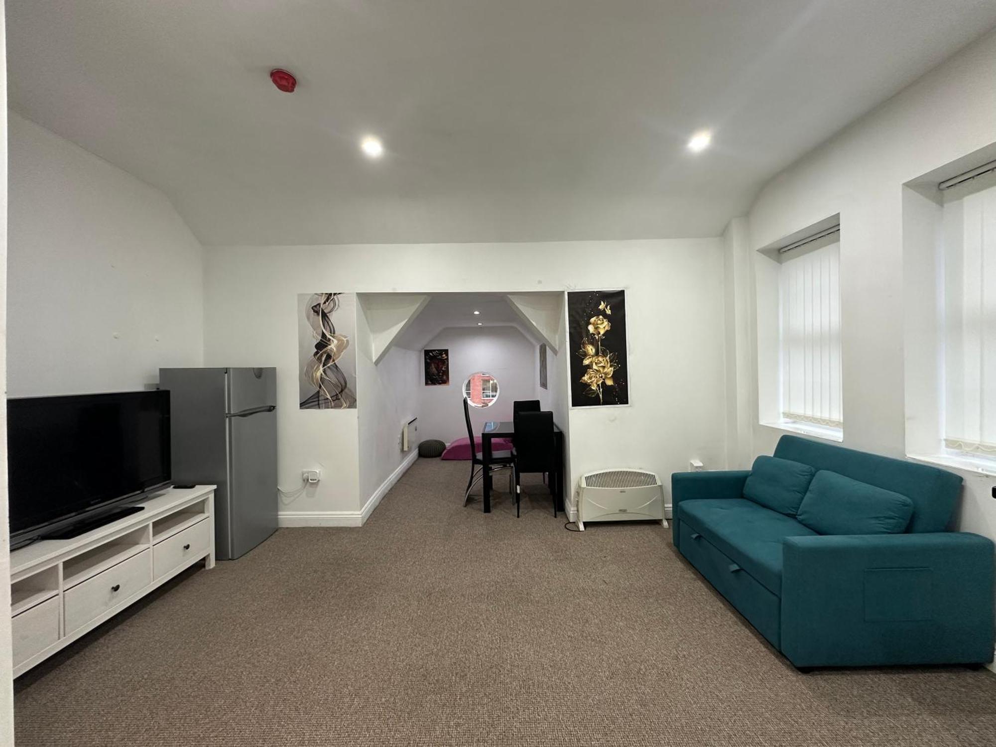 Stunning Center - Sleeps 4 - Free Parking, Netflix, Prime, *